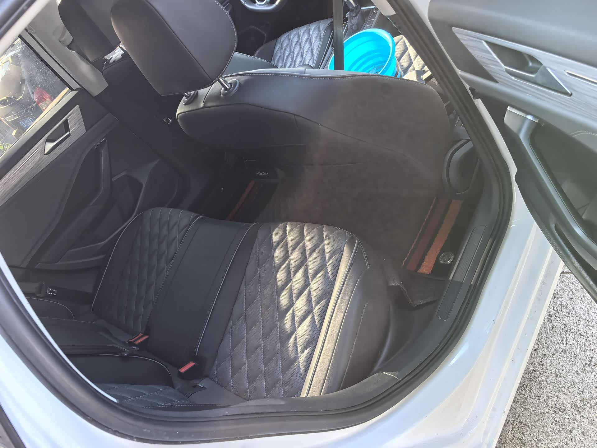 Volkswagen Sagitar, 2024 11