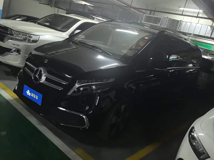 Mercedes-Benz V-class