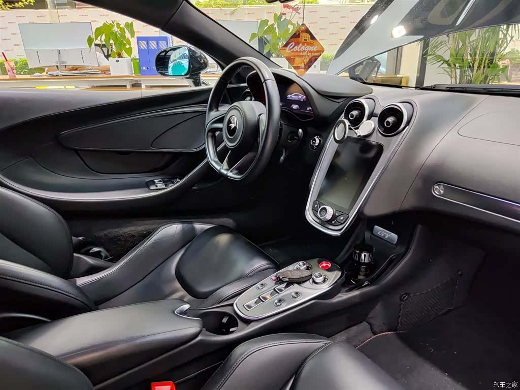 McLaren GT, 2020 6