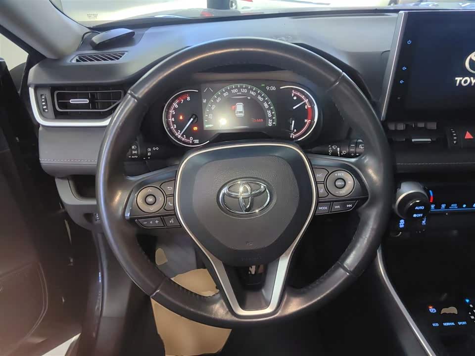 Toyota RAV4 Rongfang