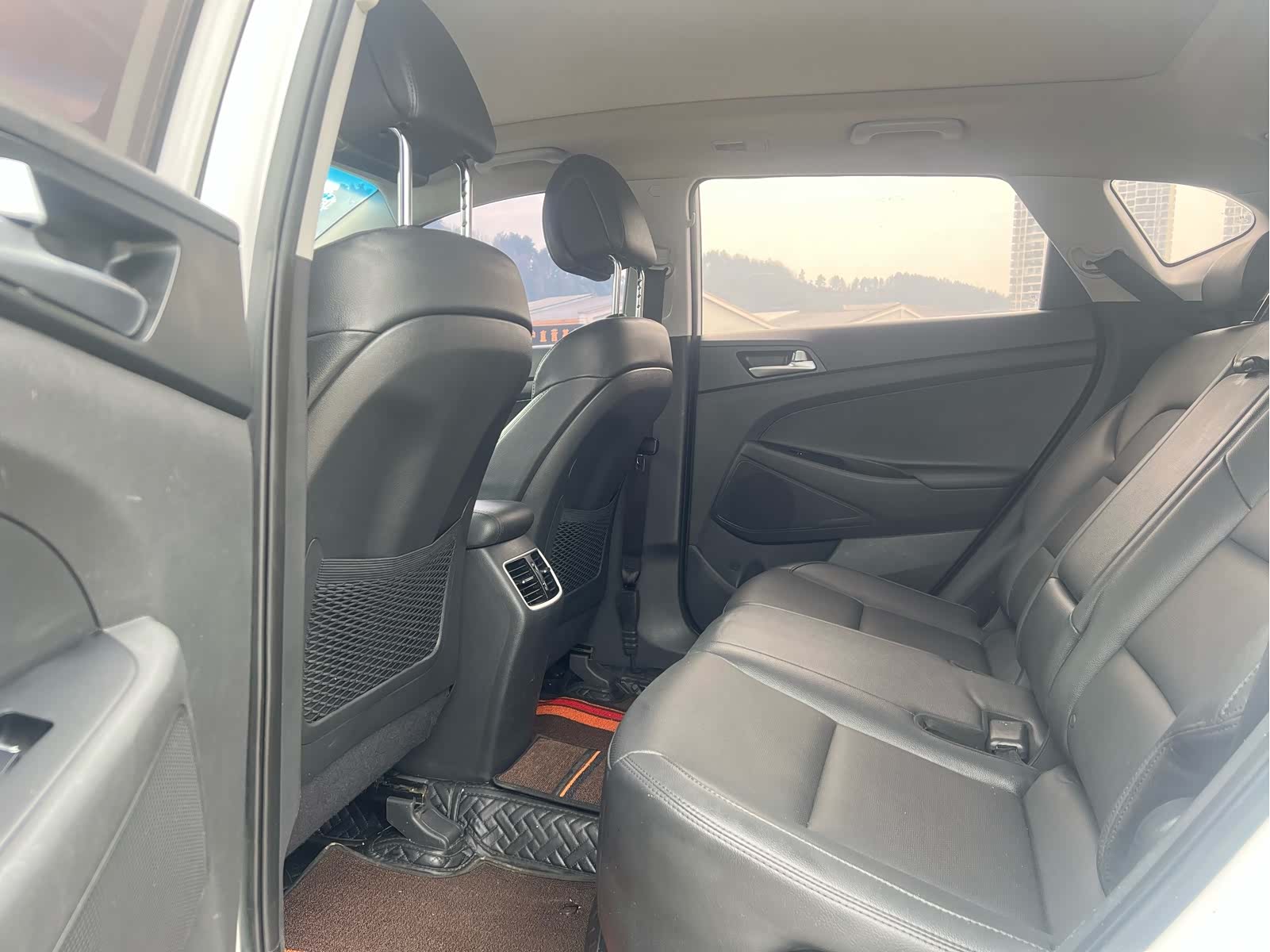 Hyundai Tucson, 2017 9