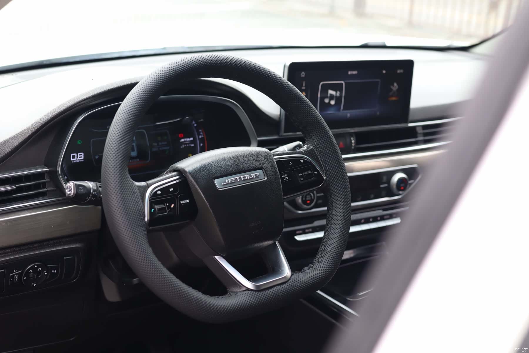 Jetour X70, 2019 20