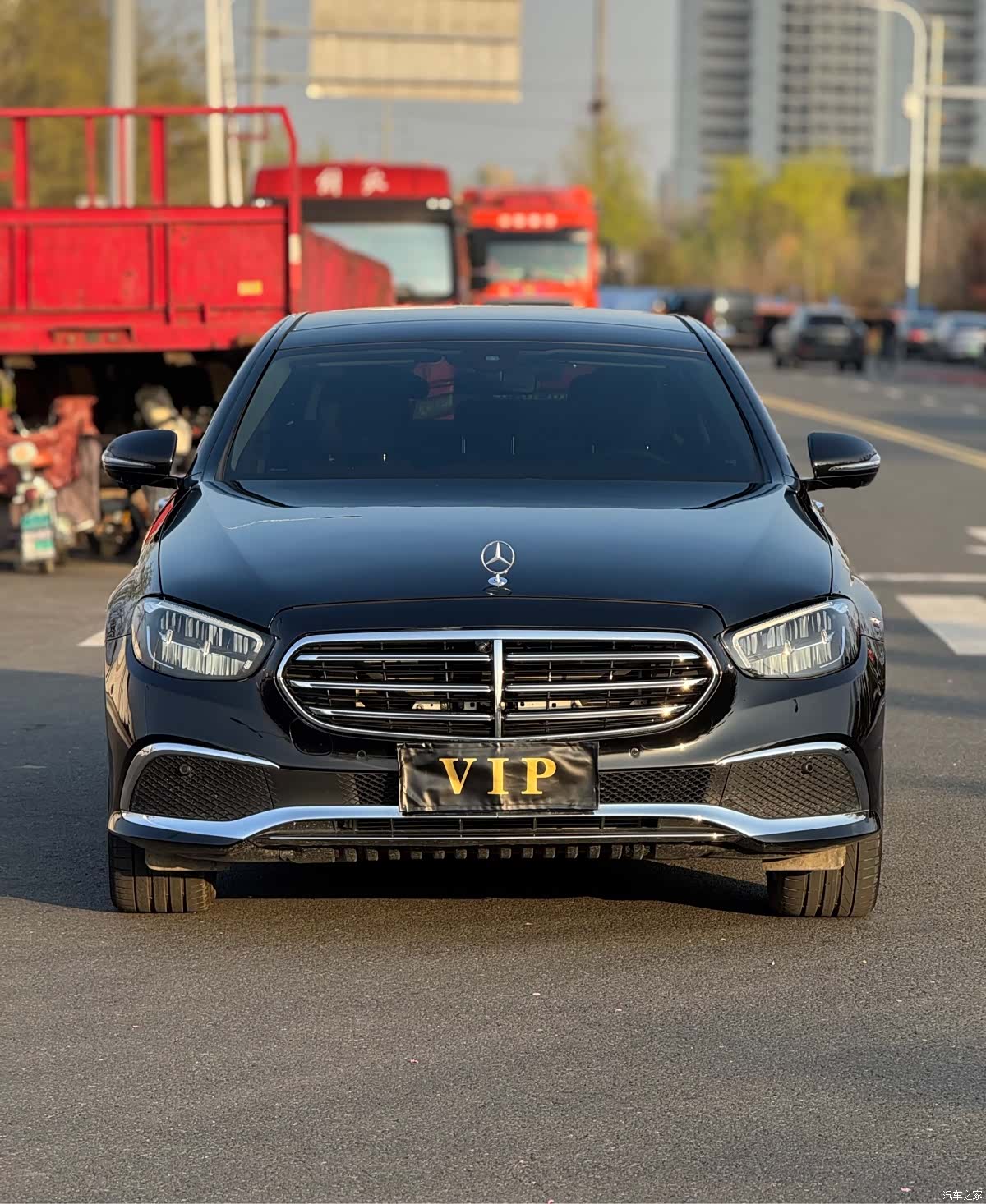 Mercedes-Benz E-Class, 2024 11