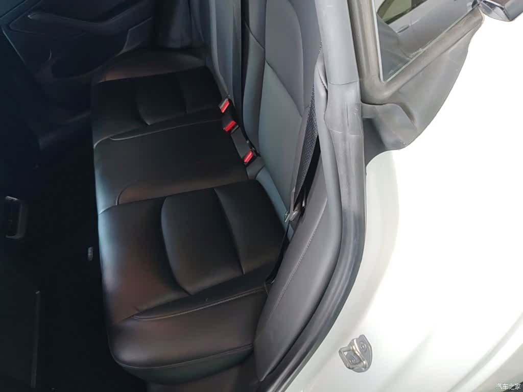 Tesla Model 3, 2021 17