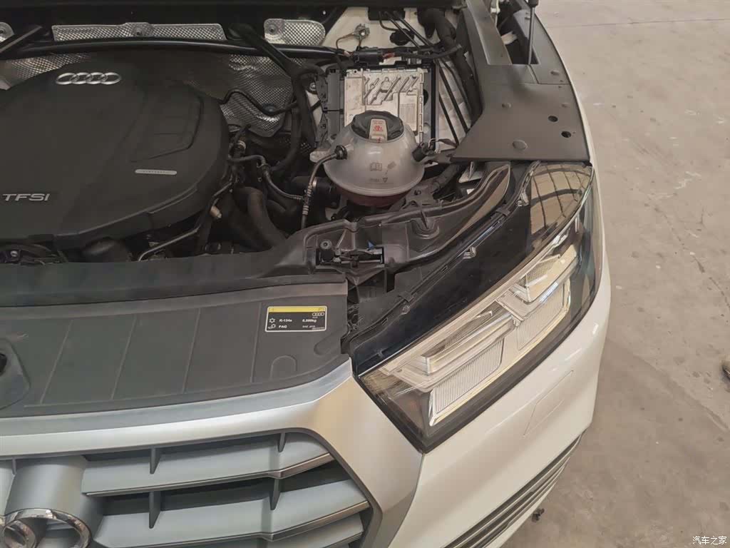 Audi Q5L, 2021 22