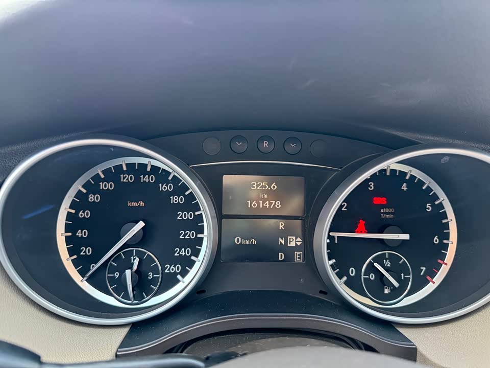 Mercedes-Benz R-class