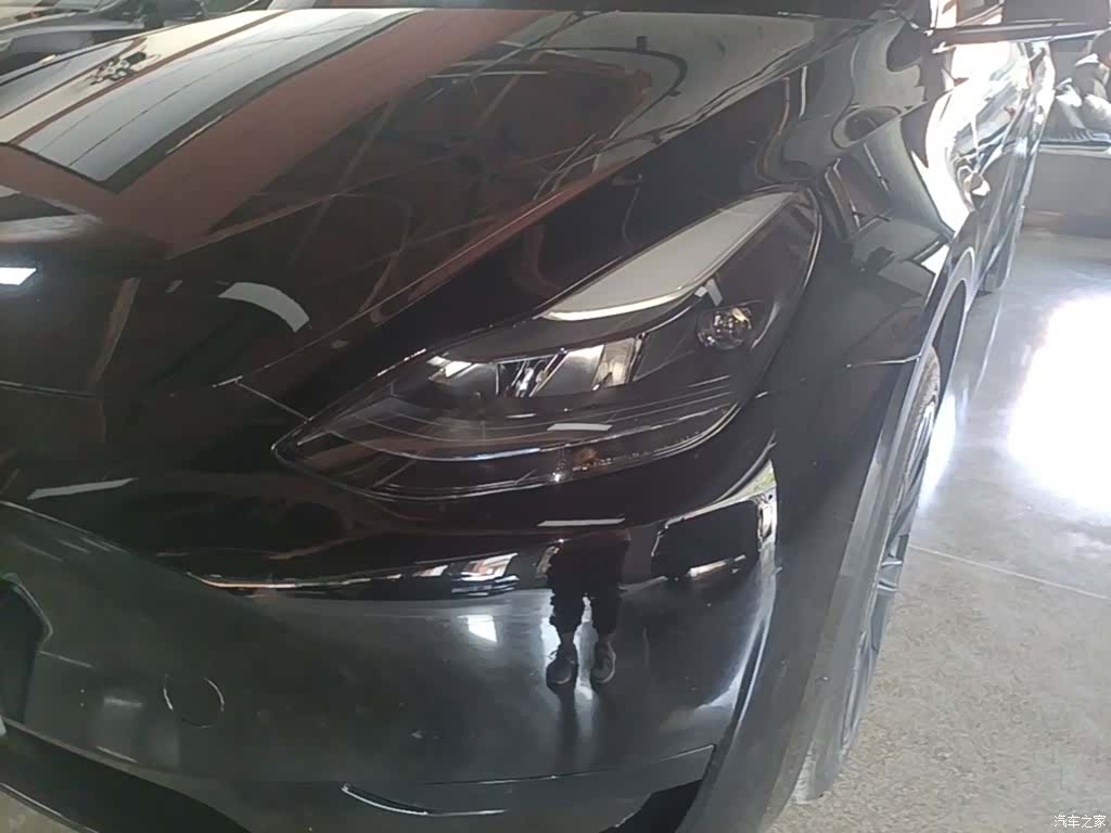 Tesla Model Y, 2024 24