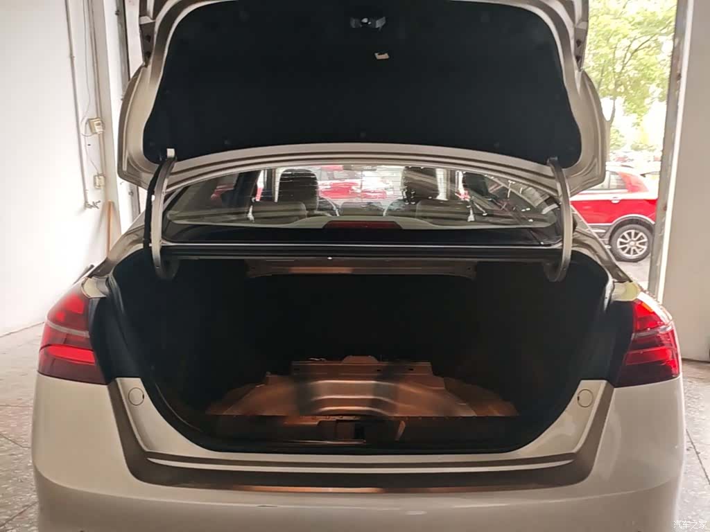 Geely Emgrand, 2019 19