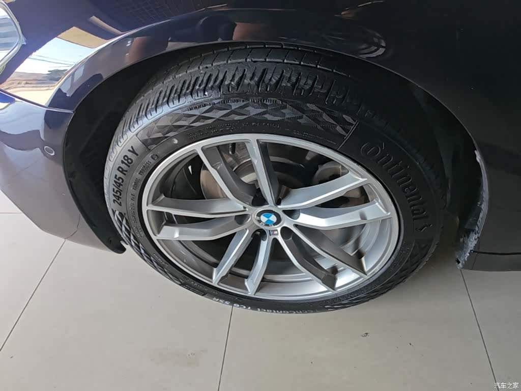 BMW 5 Series, 2019 23