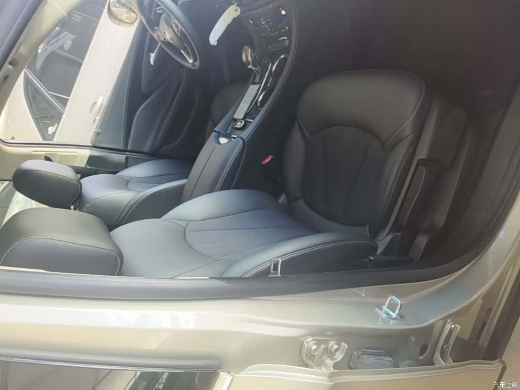 Buick Envision Plus, 2016 25
