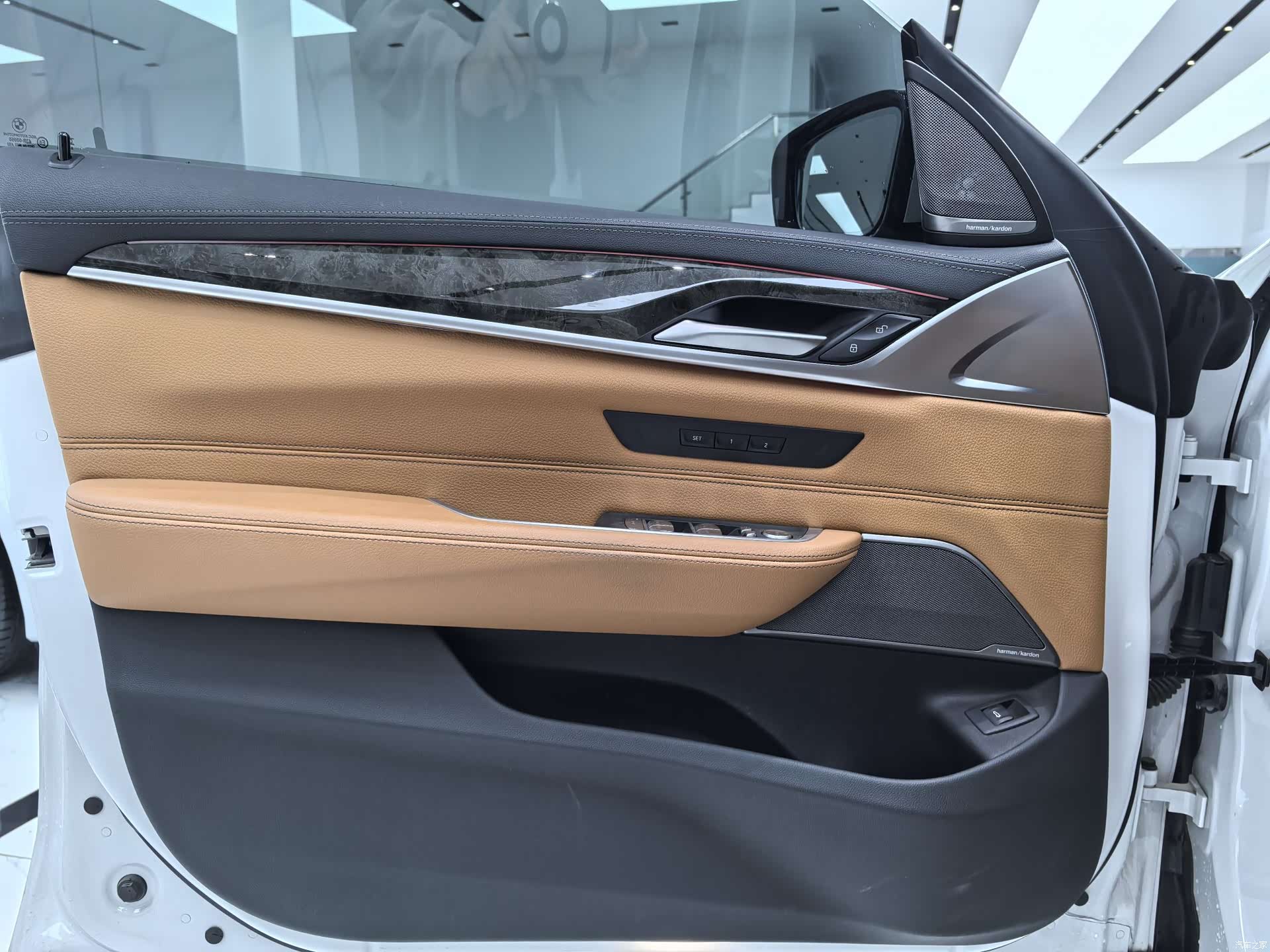 BMW 6 Series GT, 2024 11