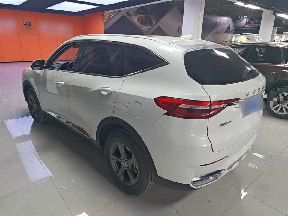 Haval F7