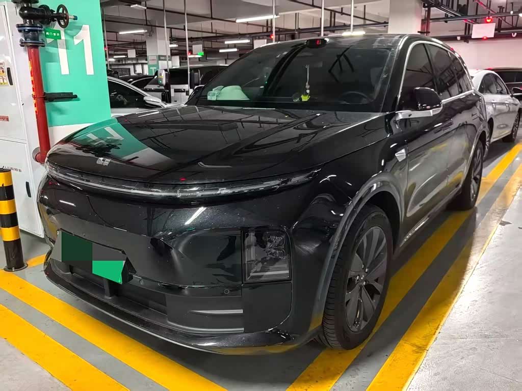 Li Auto L6