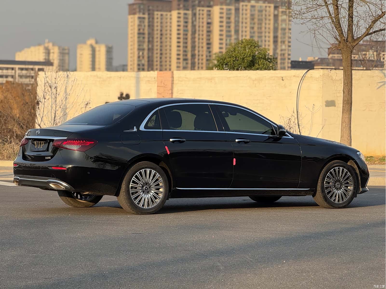 Mercedes-Benz E-Class, 2024 18