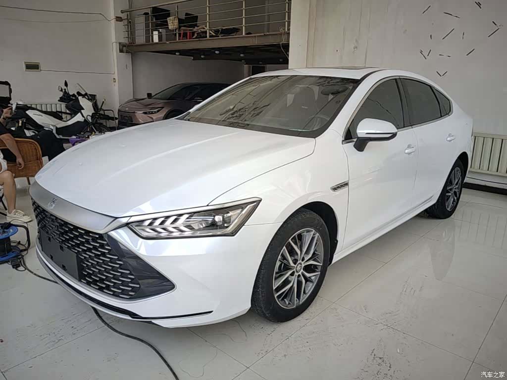 BYD Qin, 2023 1