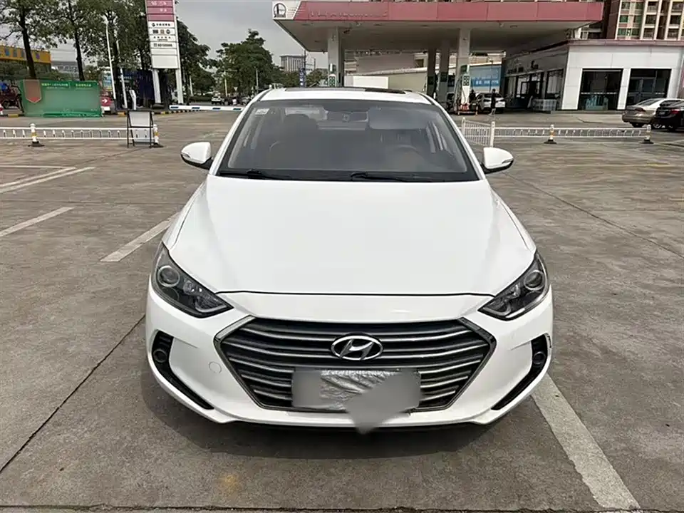 Hyundai Lead