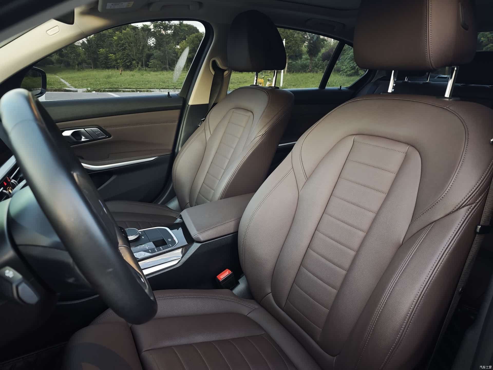 BMW 3 Series, 2019 11
