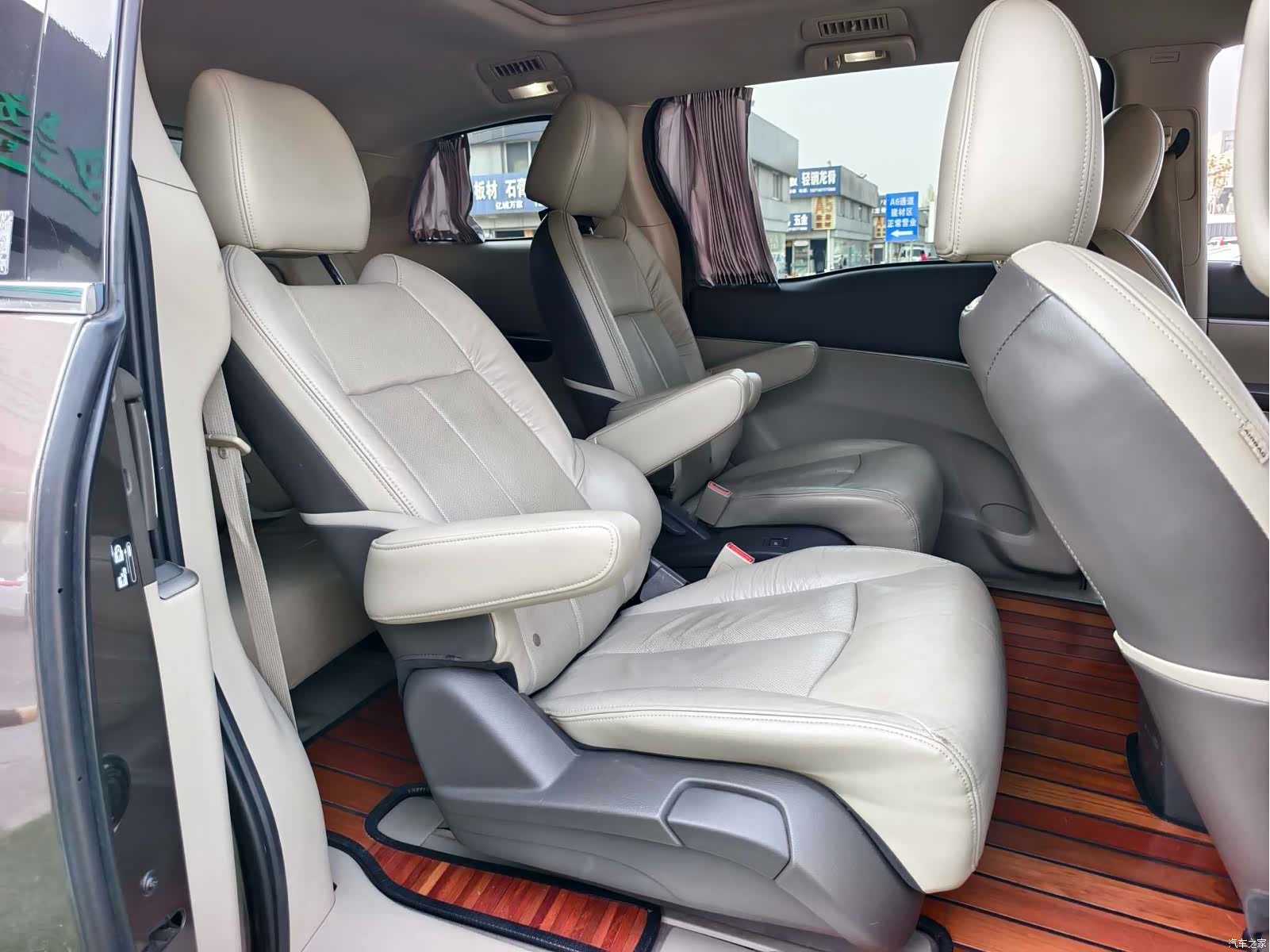 Buick GL8, 2013 15