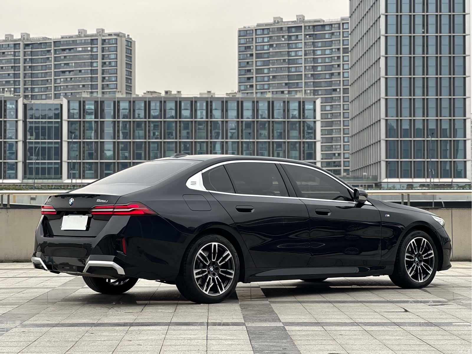 BMW 5 Series, 2024 все фото