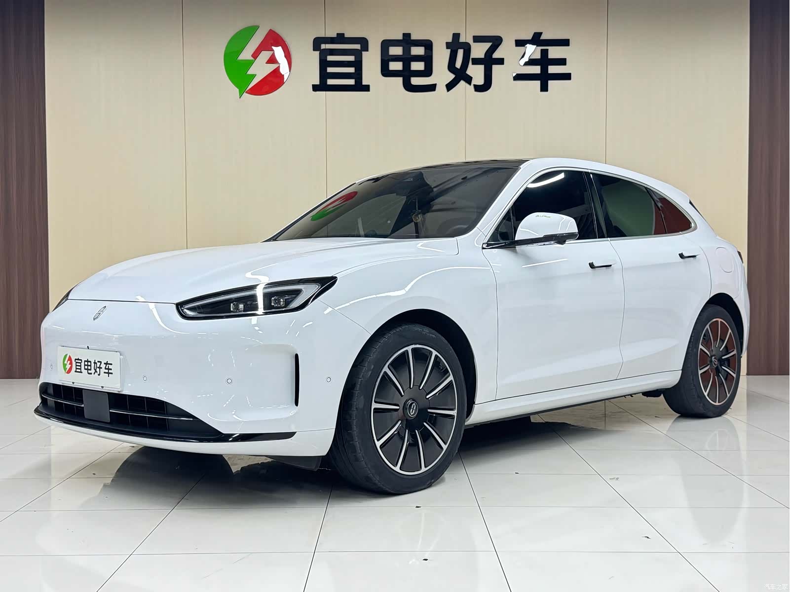 AITO M5, 2023 1
