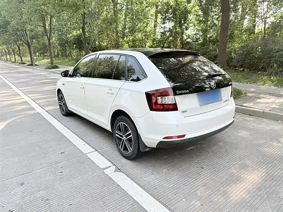 Skoda Xindong