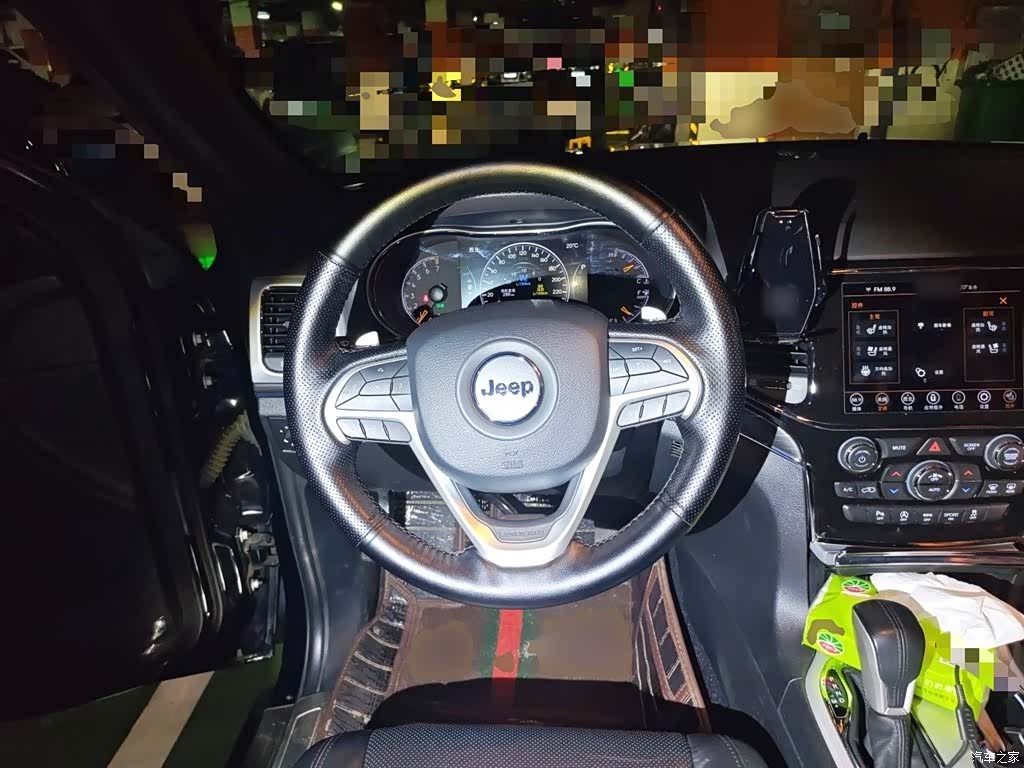 Jeep Grand Cherokee, 2021 11