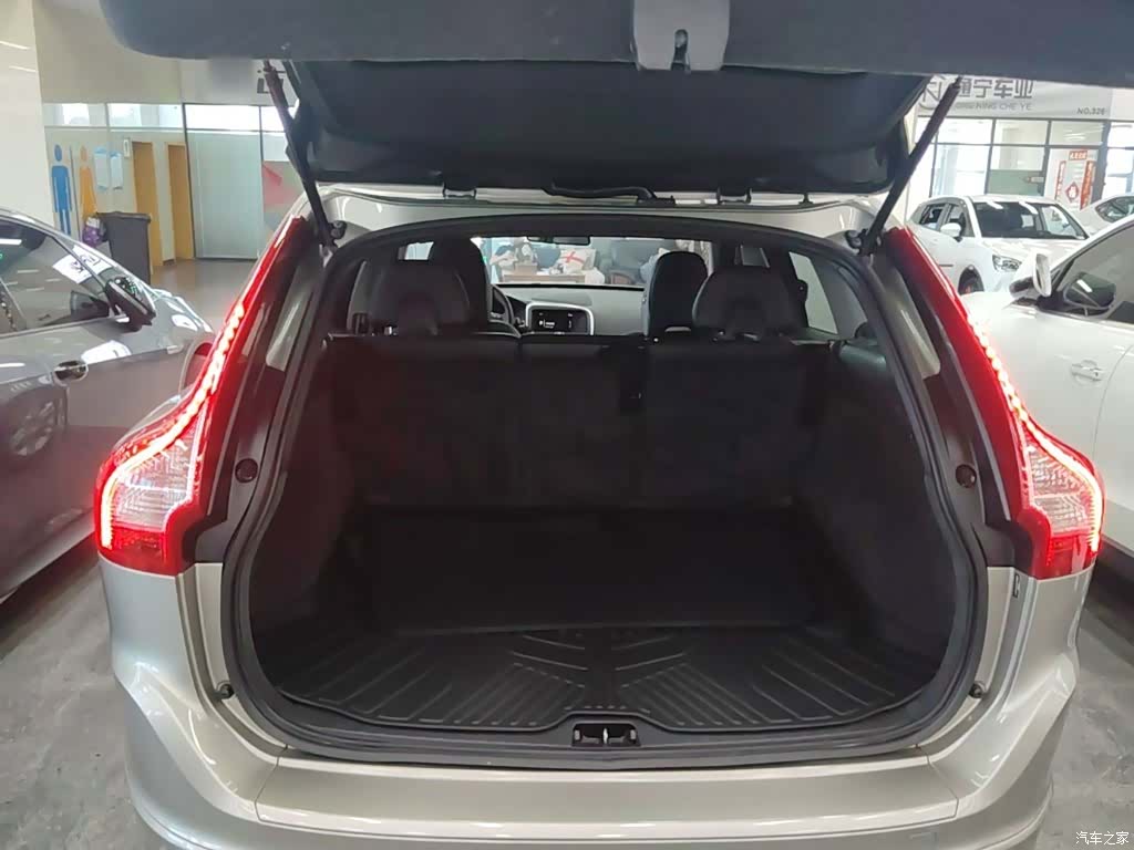 Volvo XC60, 2015 19