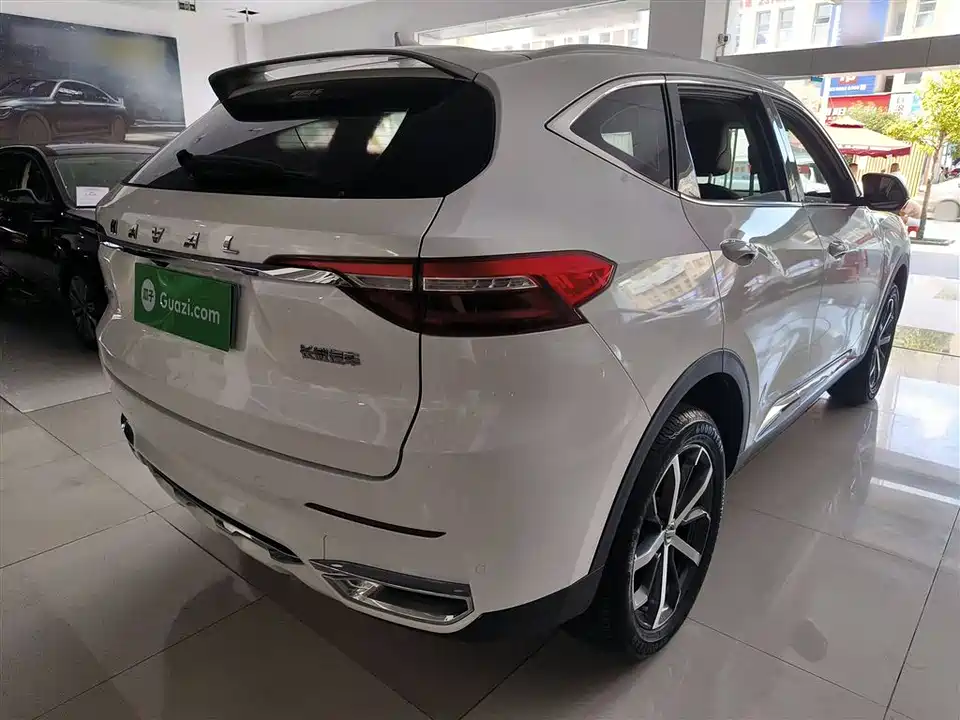 Haval F7