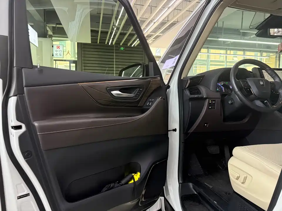 Toyota Wilfa