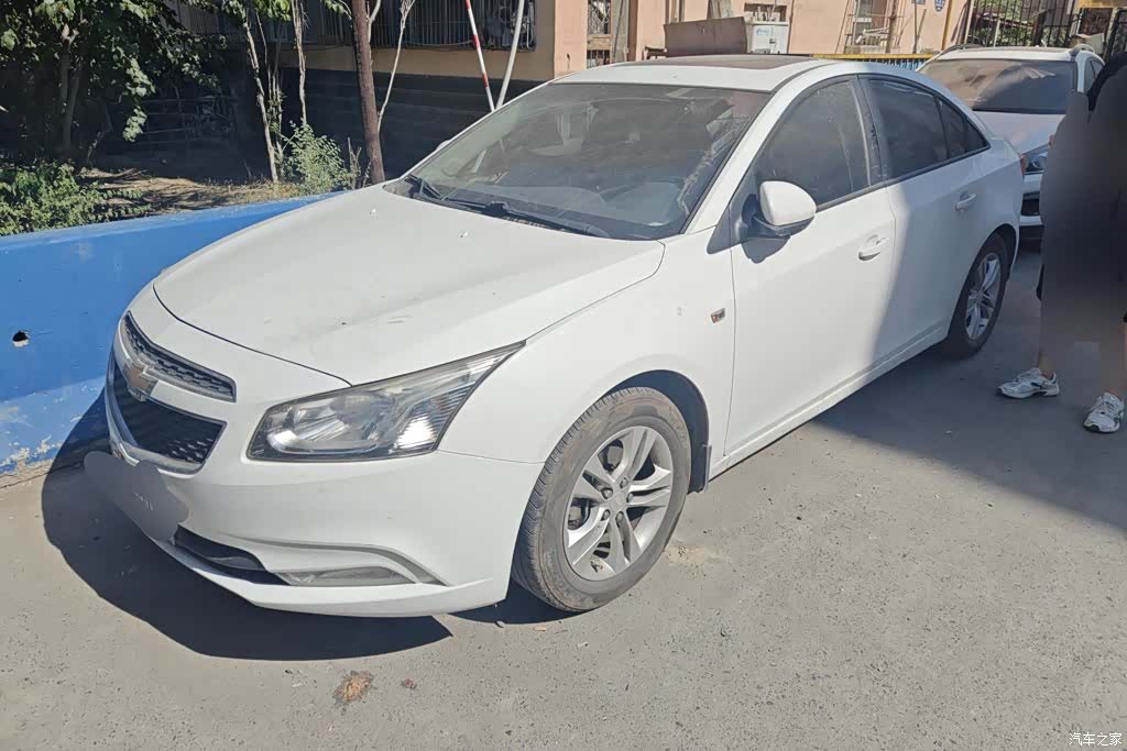 Chevrolet SE, 2015 1