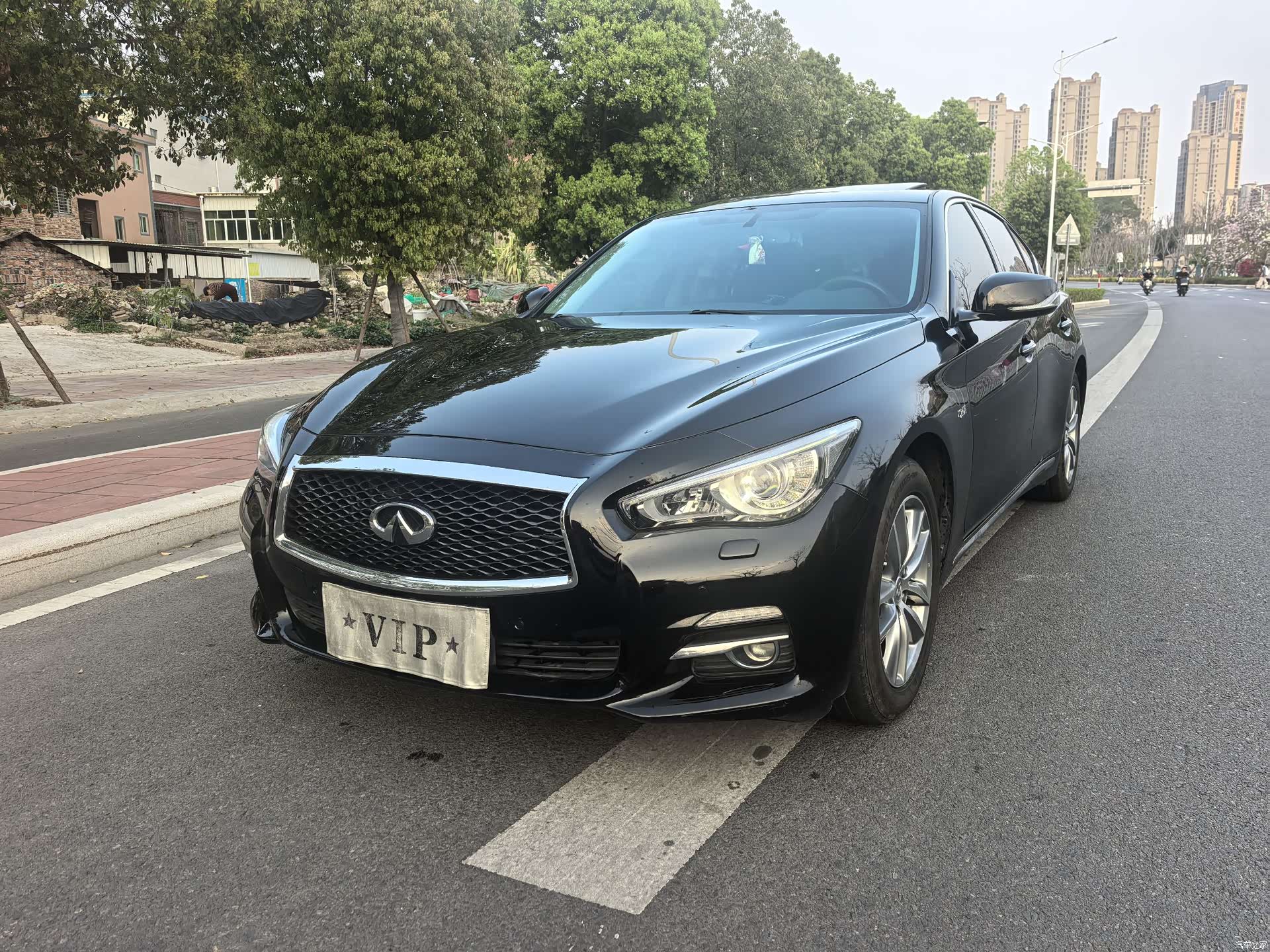 Infiniti Q50L, 2017 3