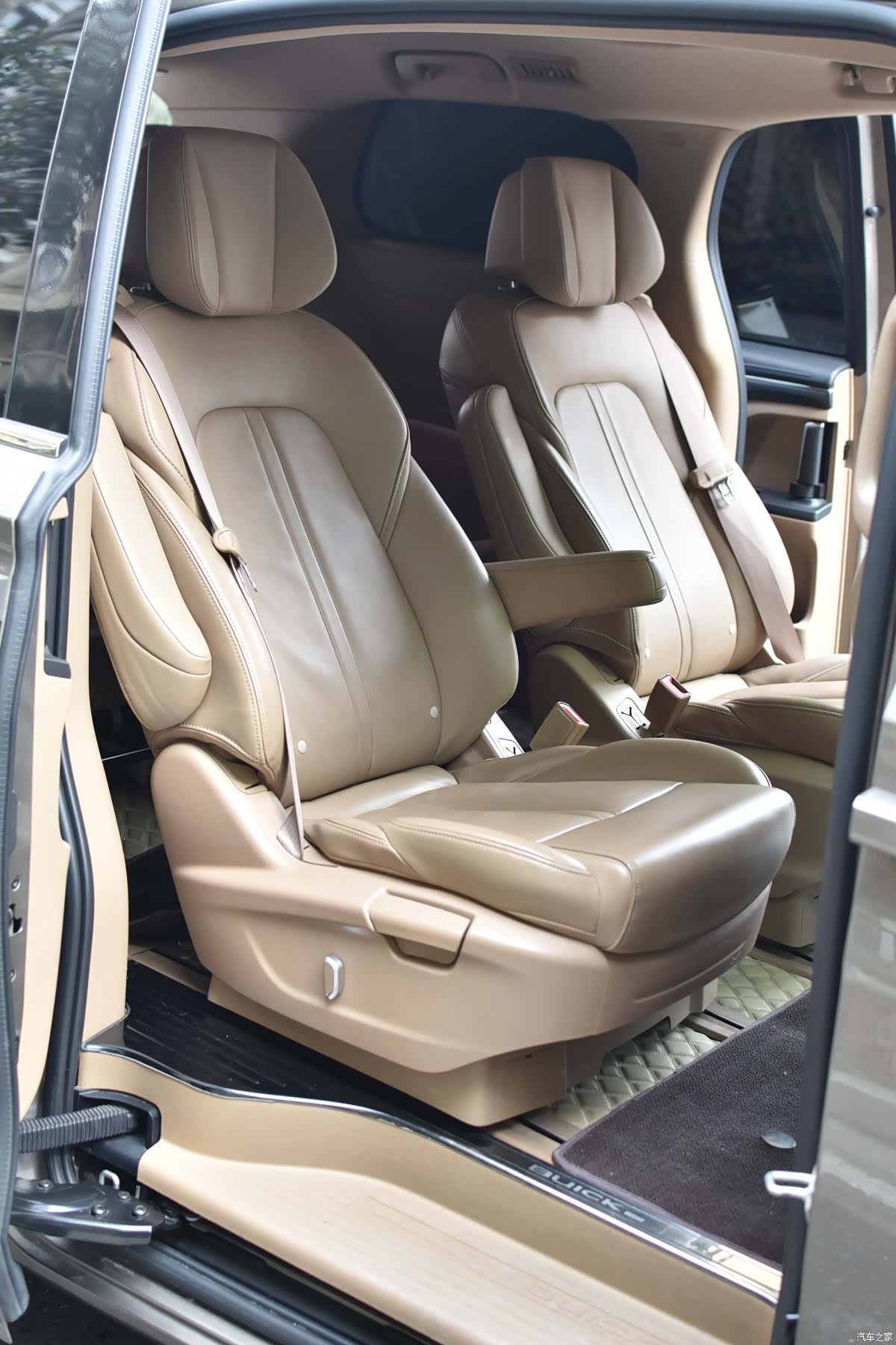 Buick GL8, 2021 14