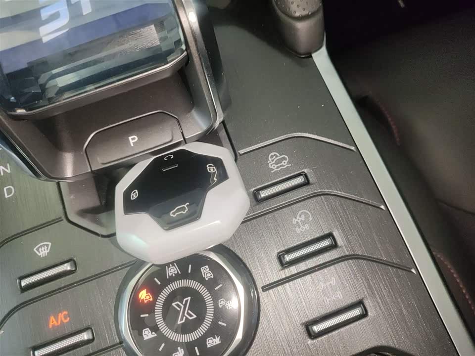 Jetour Jet Traveler C-DM