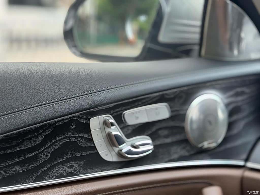 Mercedes-Benz E-Class, 2017 10