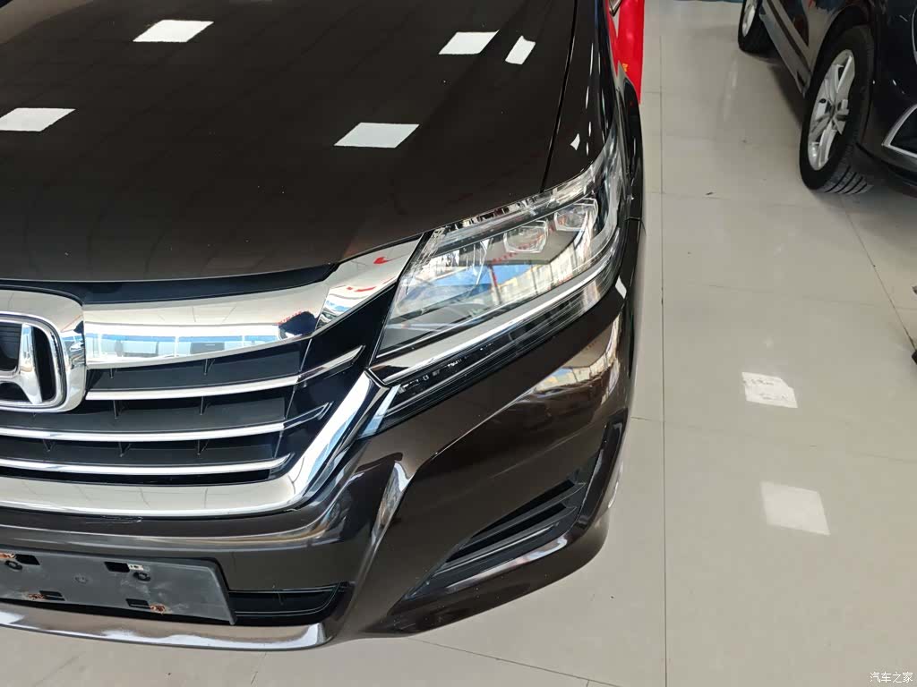 Honda Elysion, 2017 15