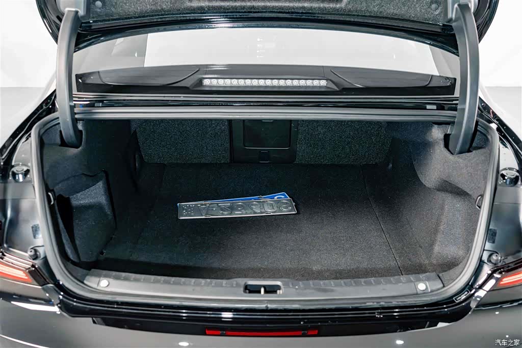 Volvo S90, 2024 22