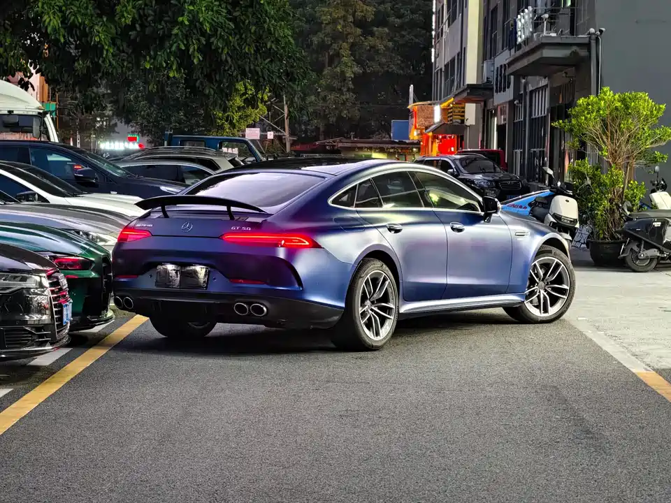 Mercedes-Benz AMG GT