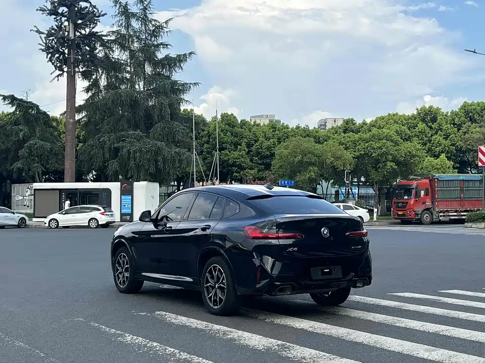 BMW X4