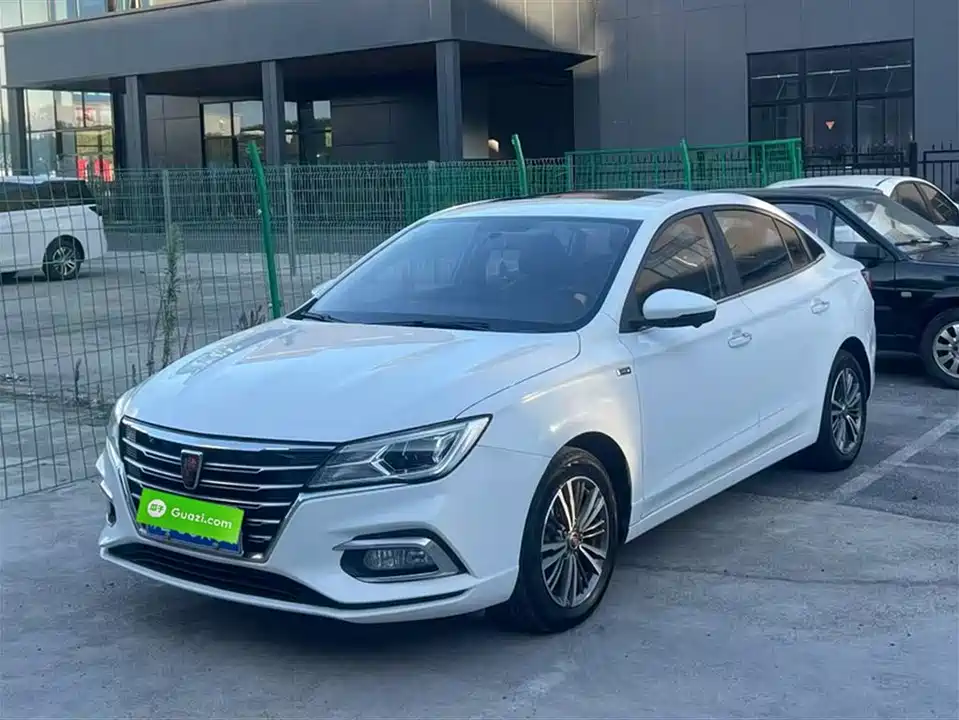 Roewe i5