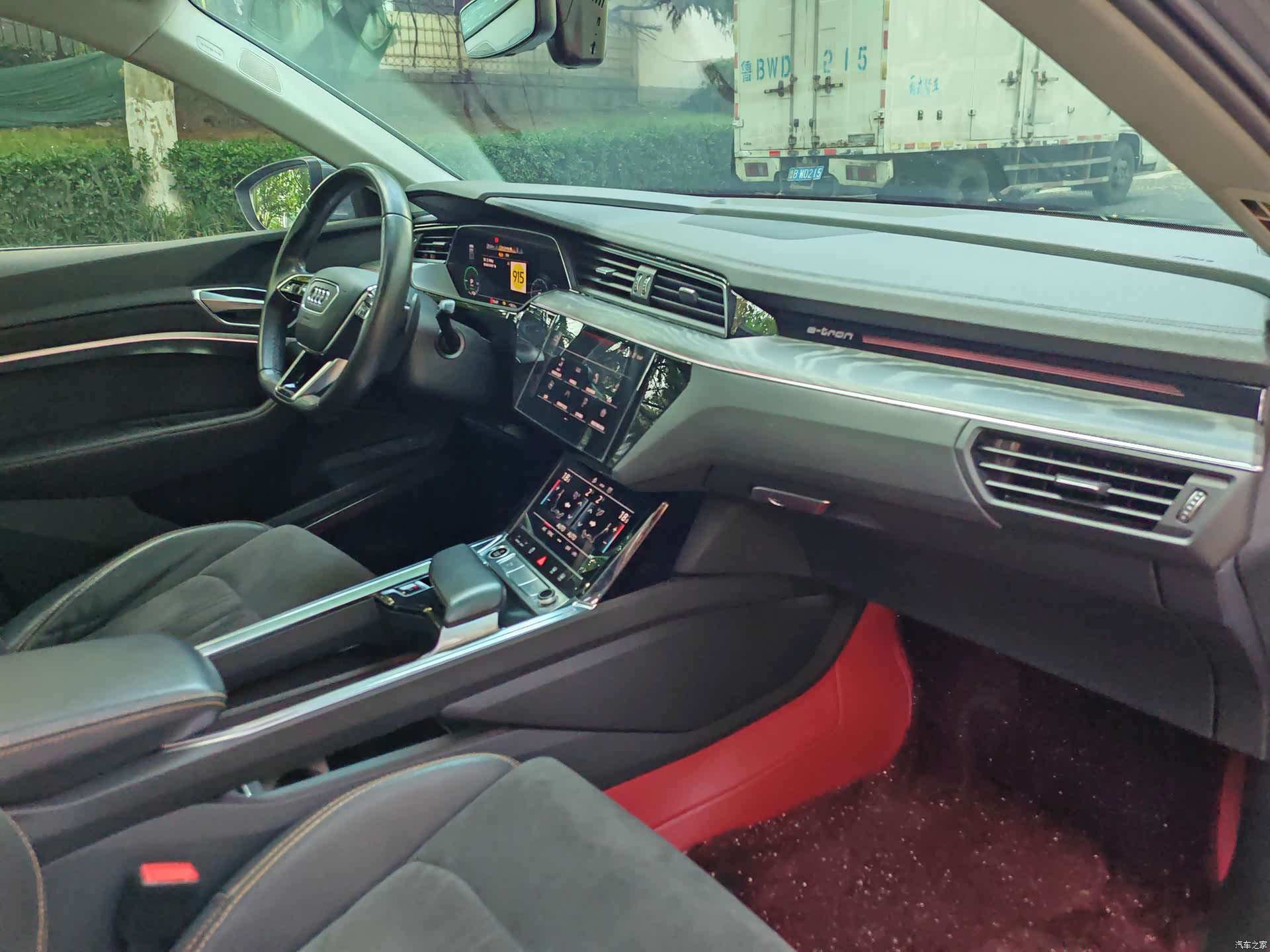 Audi e-tron, 2021 11