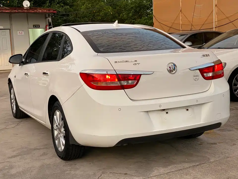 Buick Yinglang