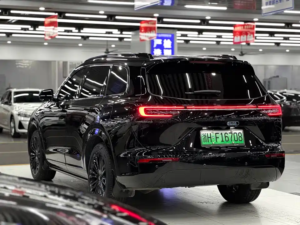 AITO Ask the world M7