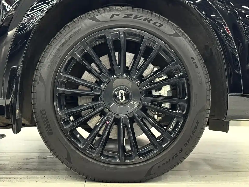 AITO Ask the world M7