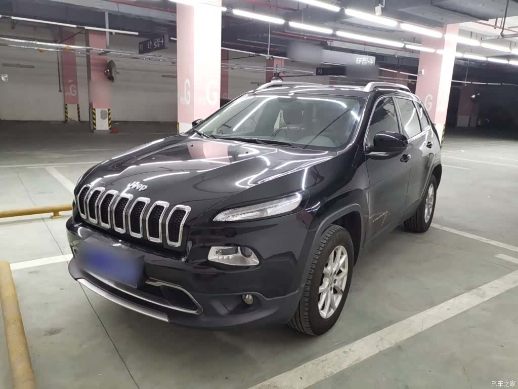 Jeep Cherokee, 2017 1