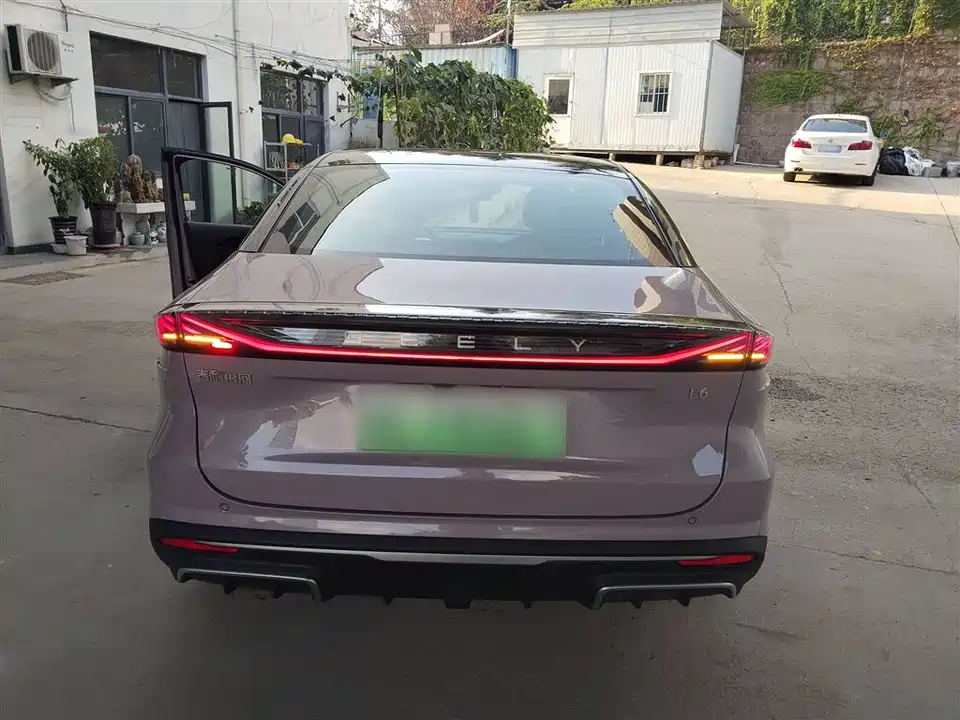 Geely Galaxy Galaxy L6