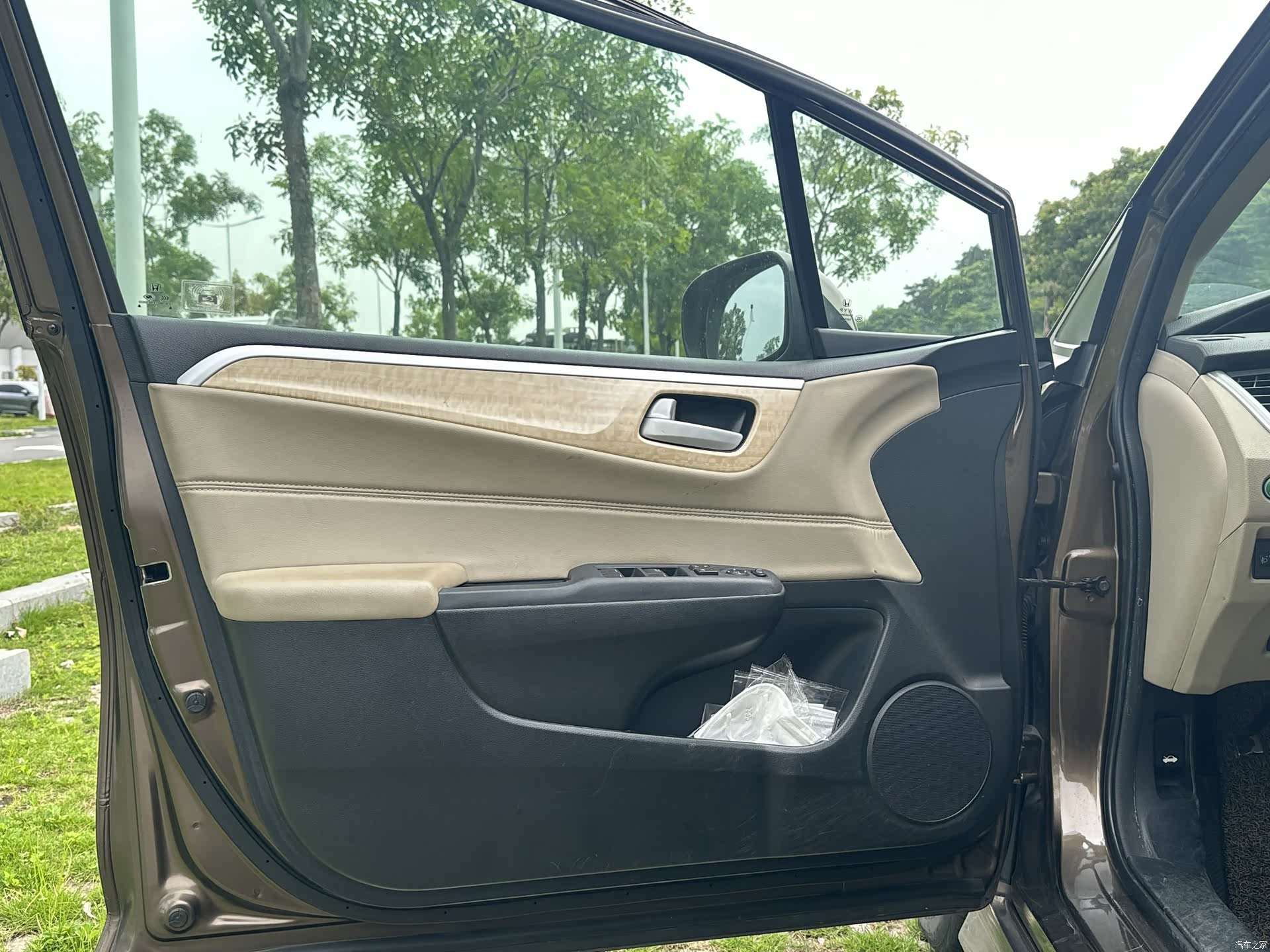 Honda Jade, 2015 11