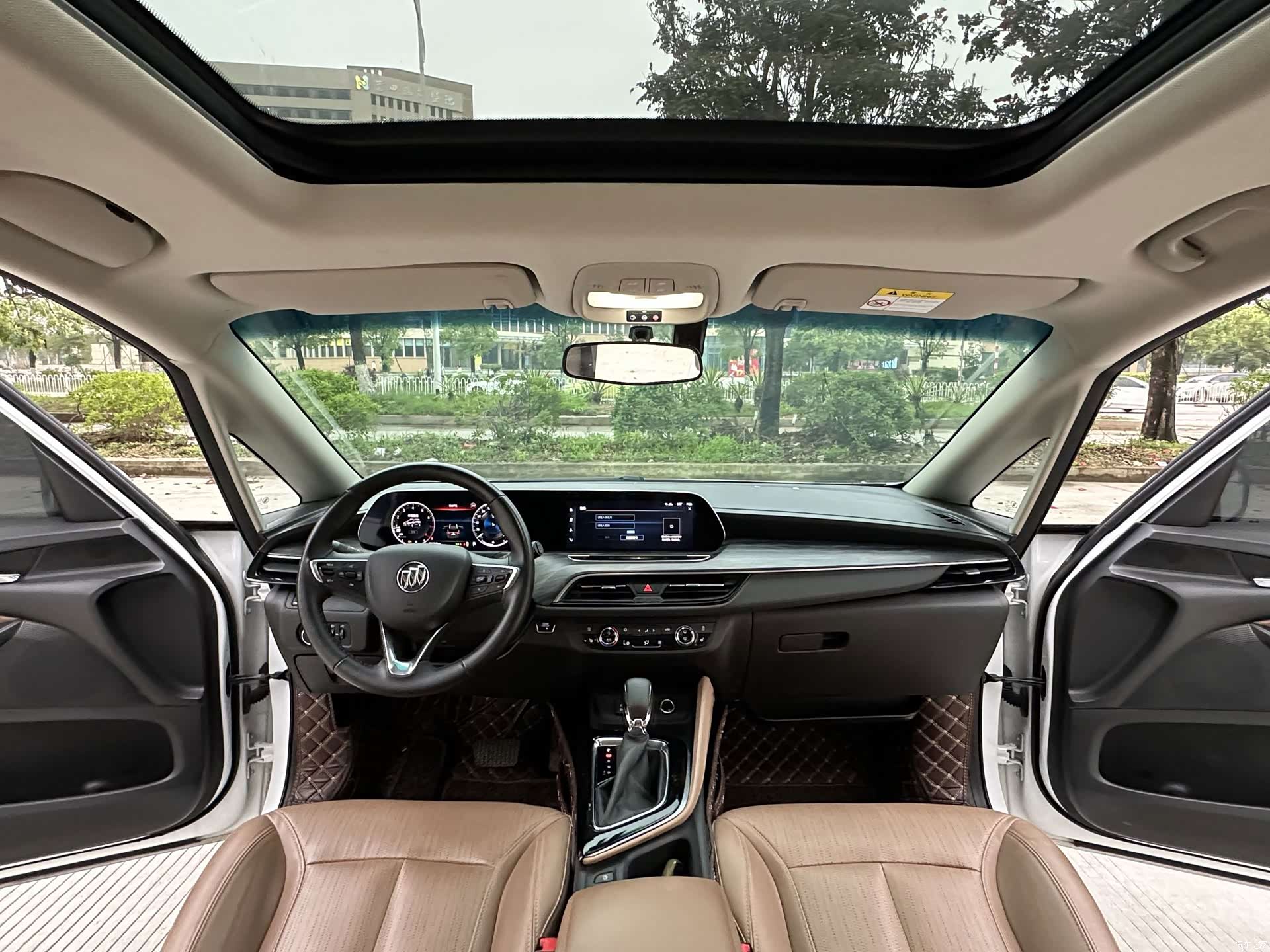 Buick GL6, 2023 все фото