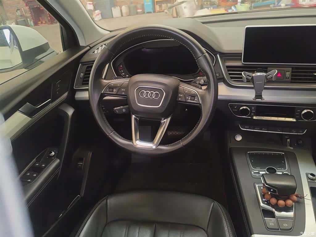 Audi Q5L, 2021 3
