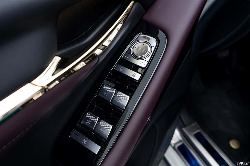Trumpchi M8, 2023 25