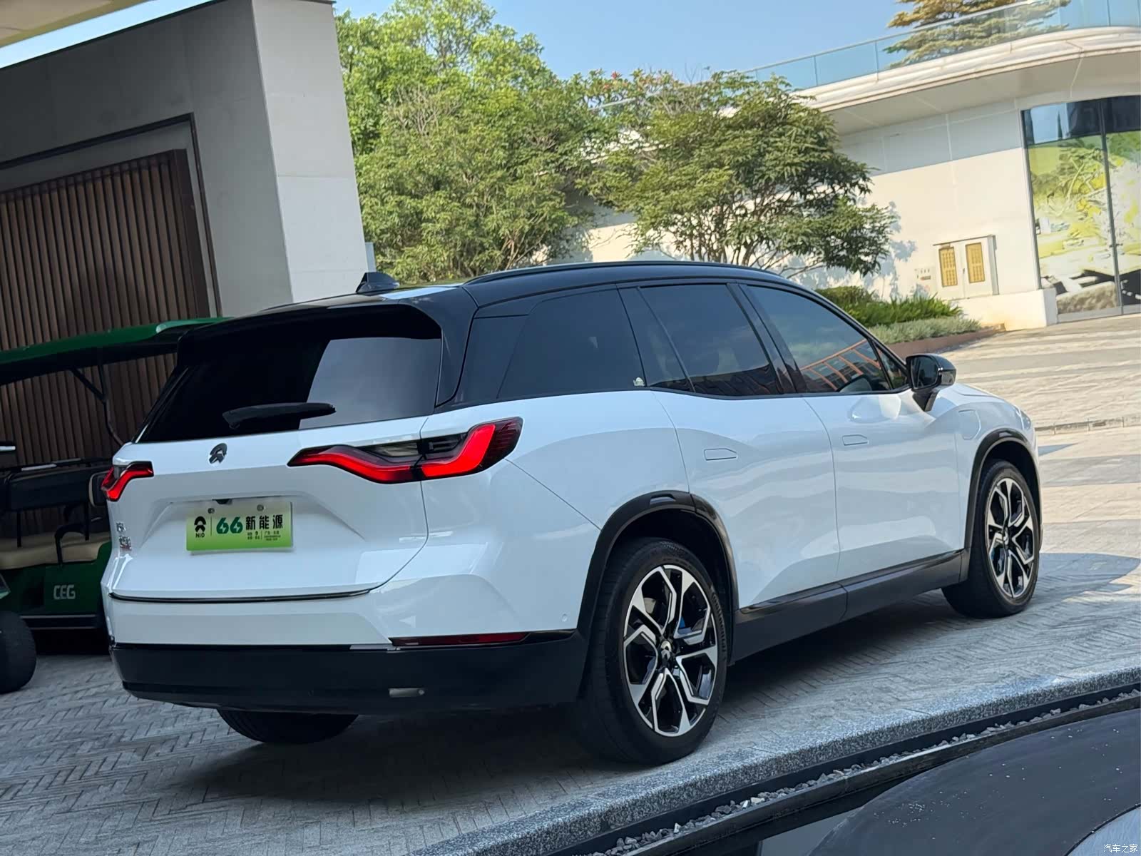 NIO ES8, 2022 6
